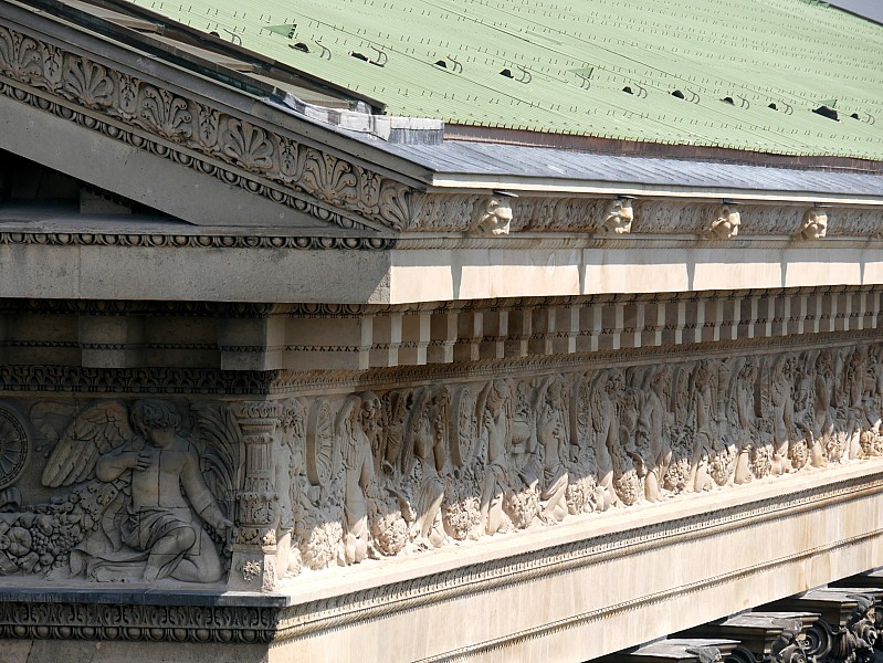 Paris vu d'en haut, glise de la Madeleine, 2 Place de la Madeleine