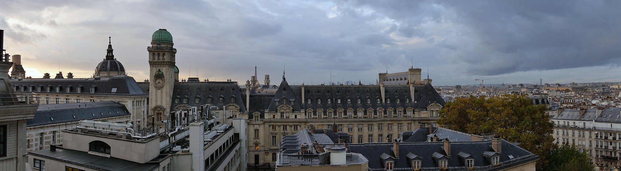 Paris vu d'en haut, 11 Place Marcelin Berthelot (Collège de France)