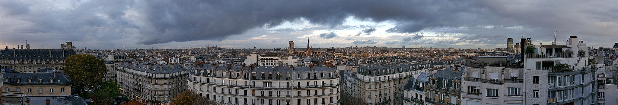 Paris vu d'en haut, 11 Place Marcelin Berthelot (Collge de France)