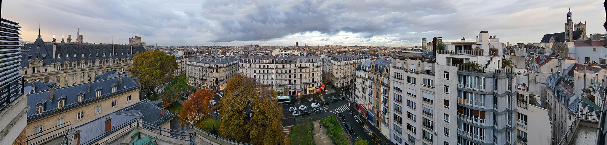 Paris vu d'en haut,  11 Place Marcelin Berthelot (Collge de France)