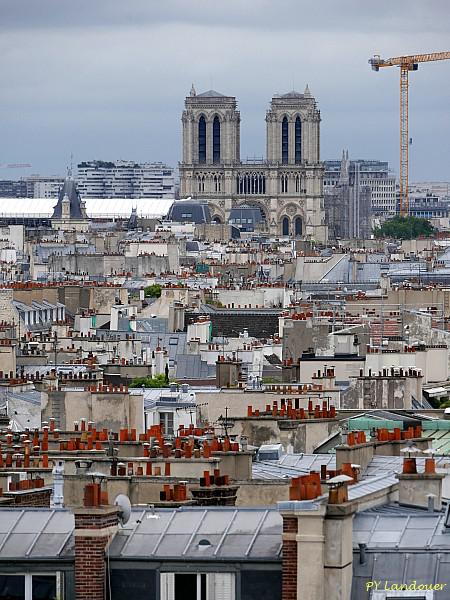 Paris vu d'en haut, Cathdrale Notre-Dame de Paris, 10 rue Saint-Dominique