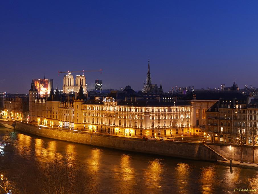 Paris vu d'en haut, Cathdrale Notre-Dame de Paris, Samaritaine