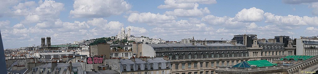 Paris vu d'en haut,  5 Rue du 8 Mai 1945