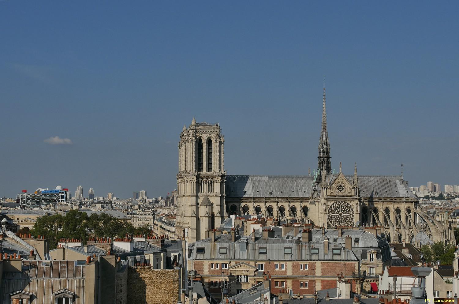 Paris vu d'en haut, Cathdrale Notre-Dame de Paris, 1 rue Danton