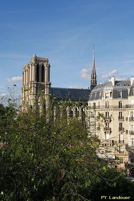 Paris vu d'en haut, Cathdrale Notre-Dame de Paris, 6 rue Fouarre
