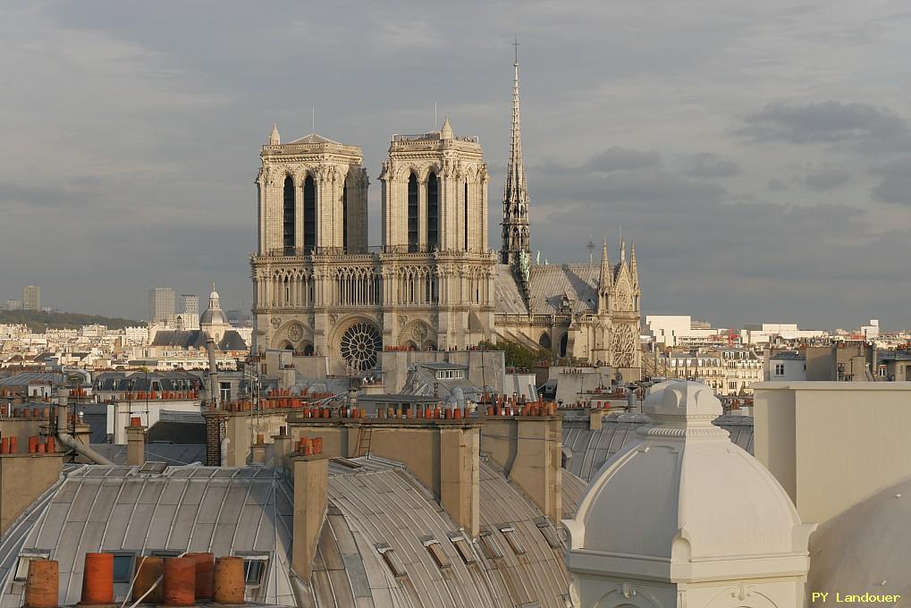 Paris vu d'en haut, Cathdrale Notre-Dame de Paris, 4 rue Danton