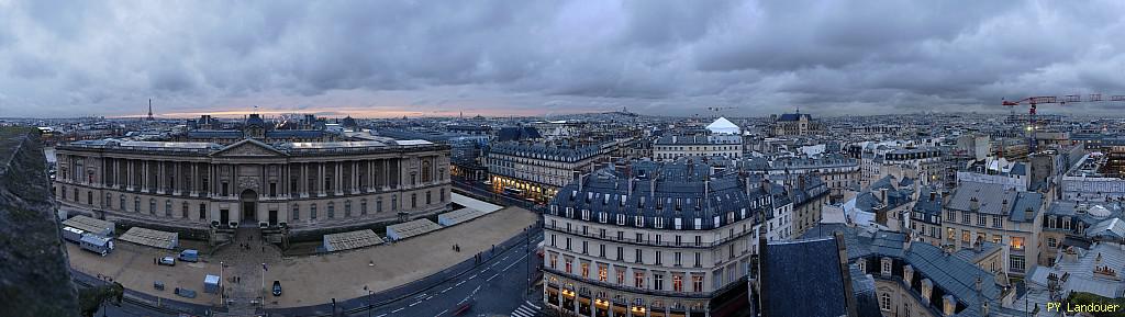 Paris vu d'en haut,  Beffroi, 4 Place du Louvre