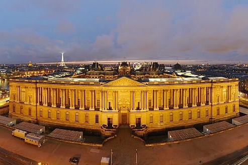 Paris vu d'en haut, Beffroi, 4 Place du Louvre