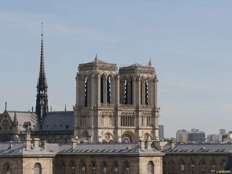 Paris vu d'en haut, 1 Place du Chtelet