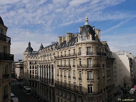 Paris vu d'en haut, 122 rue Montmartre