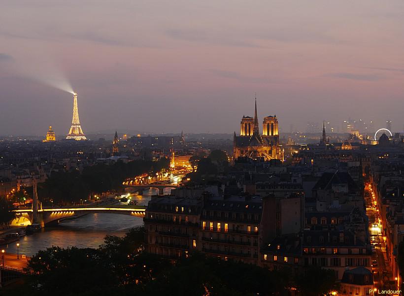 Paris vu d'en haut, Notre-Dame de nuit, 