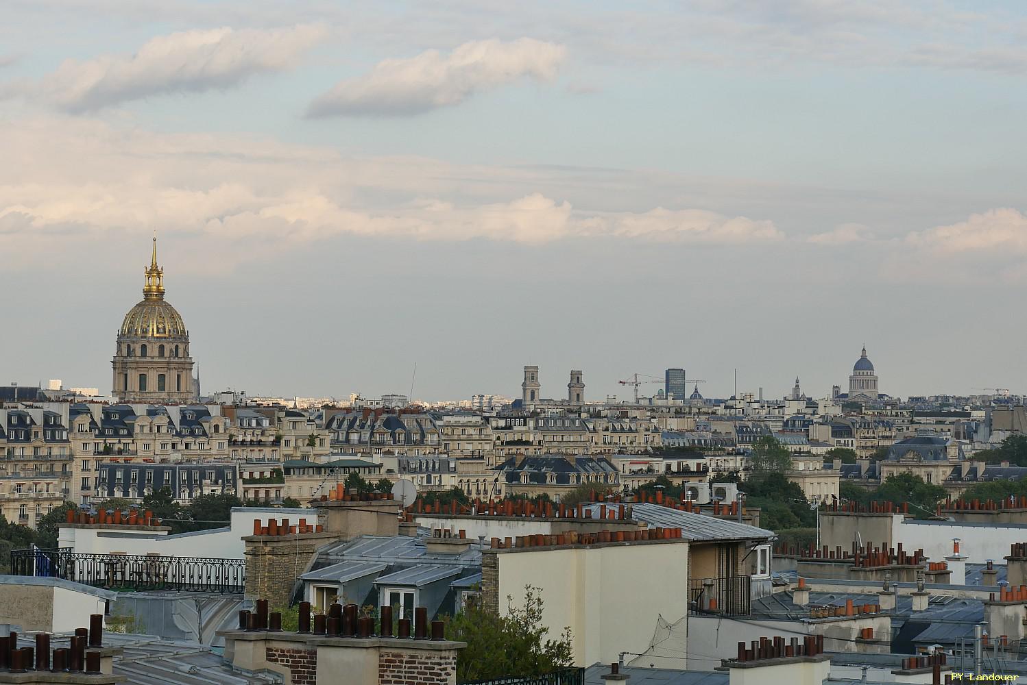 Paris vu d'en haut, Invalides, 22 Rue Jean Rey
