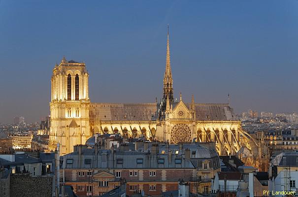 Paris vu d'en haut, Notre-Dame de nuit, 61 bd St-Germain (Eyrolles)
