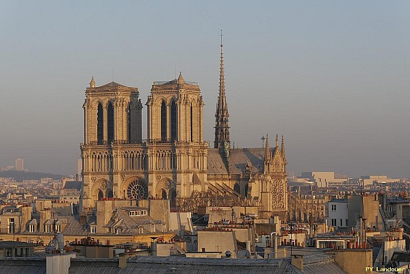 Paris vu d'en haut, 1 rue Danton