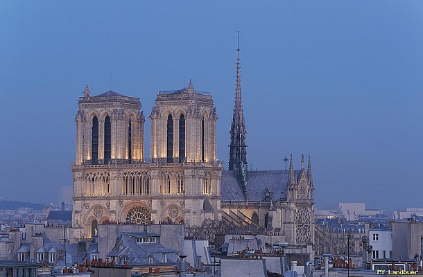 Paris vu d'en haut, 1 rue Danton