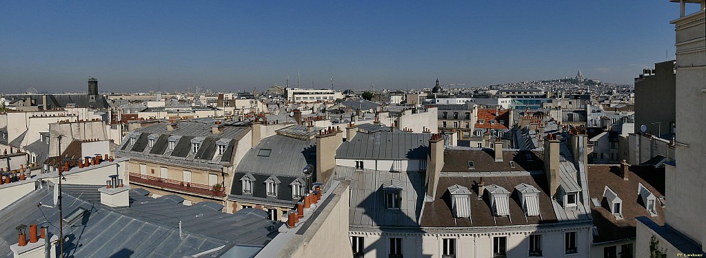 Paris vu d'en haut, 21 rue de la  Banque