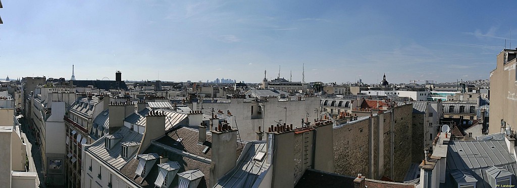 Paris vu d'en haut, 21 rue de la  Banque