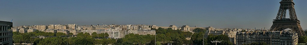 Paris vu d'en haut,  16 rueJean Rey