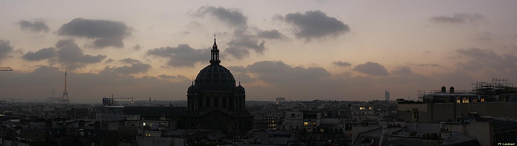 Paris vu d'en haut,  9 rue de  Vienne