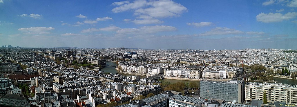 Paris vu d'en haut, 4 Place Jussieu