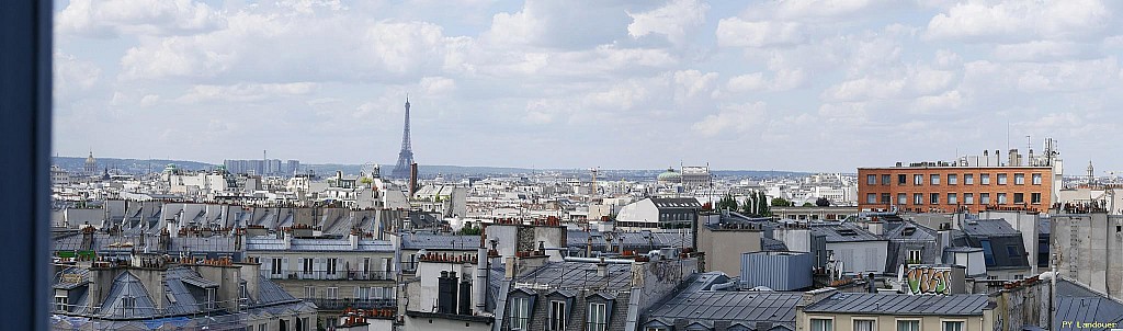Paris vu d'en haut,  5 Rue du 8 Mai 1945