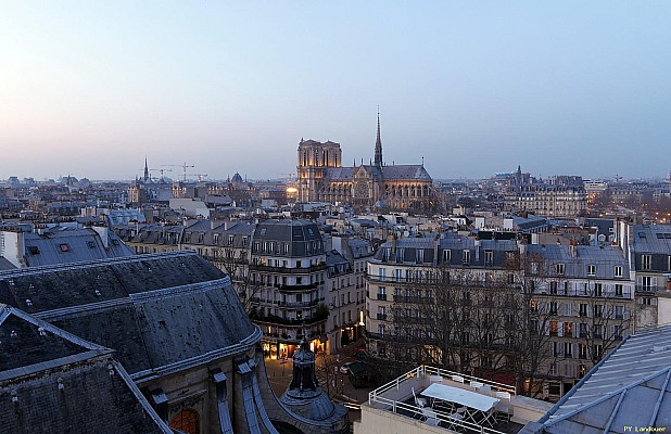 Paris vu d'en haut, Maison de la Mutualit