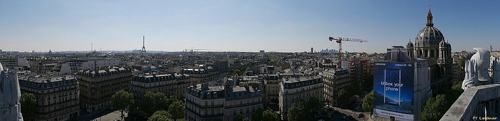 Paris vu d'en haut,  8 place Saint-Augustin