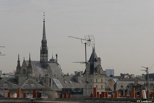 Paris vu d'en haut, 19 rue des Grands-Augustins