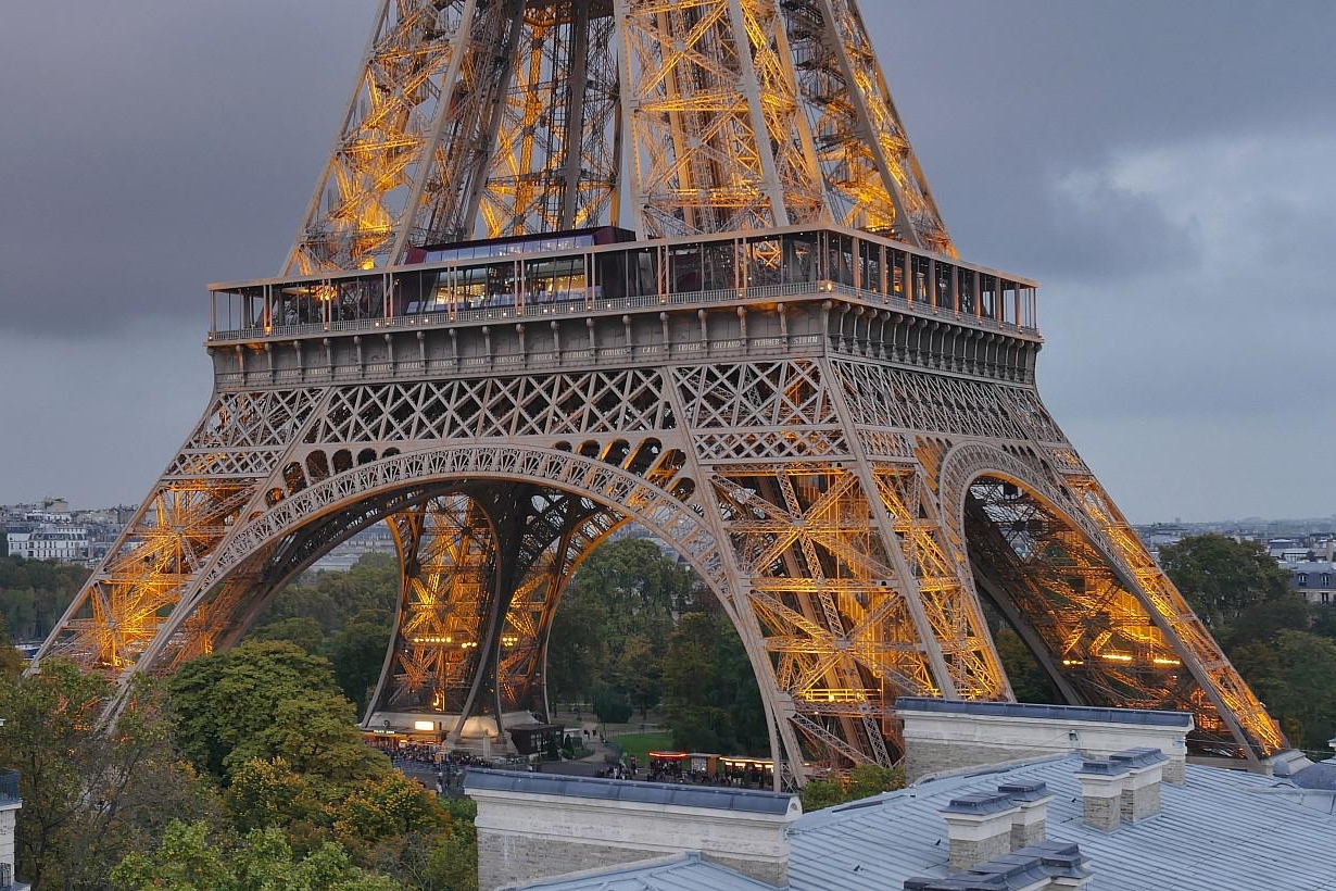 Paris vu d'en haut, Tour Eiffel, 22 Rue Jean Rey